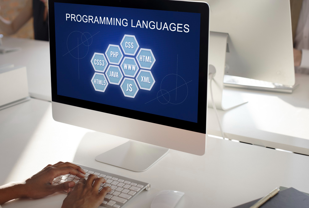 Kokią programavimo kalbą verta išmokti pirmiausia?