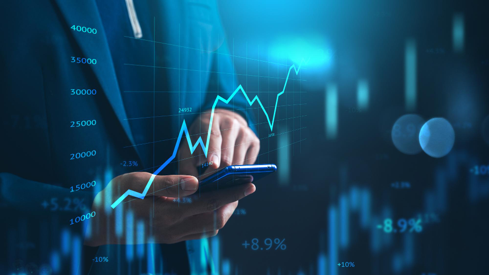 ETF vs Akcijos: kur investuoti pradedančiajam?
