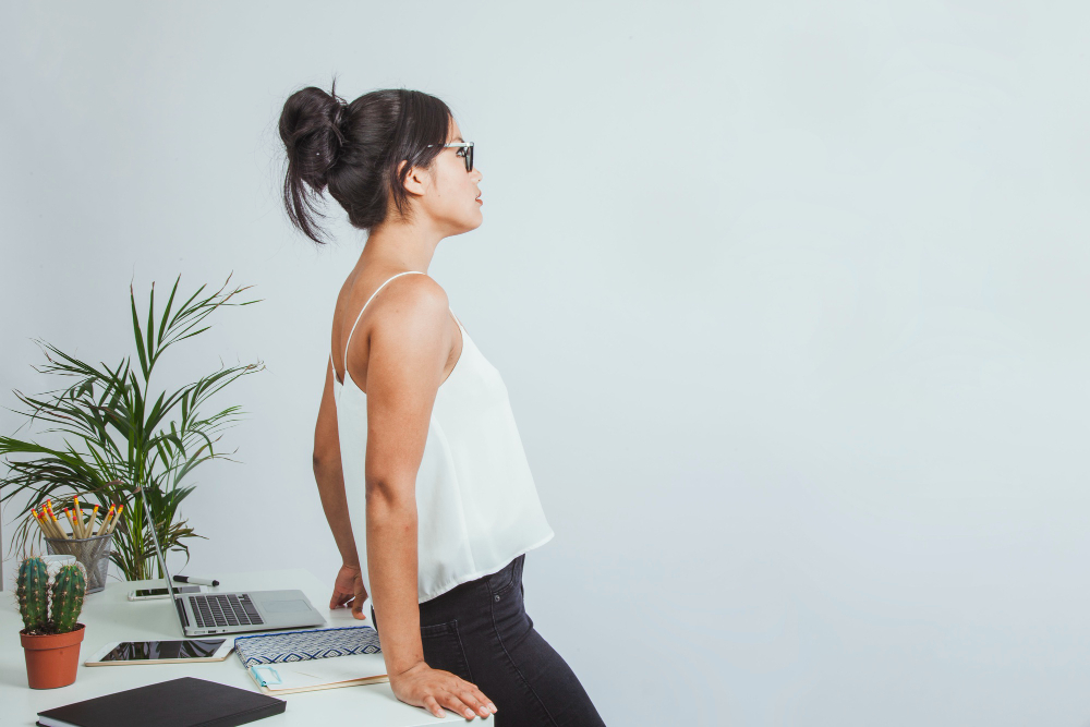 Kaip išlaikyti gerą laikyseną dirbant sėdimą darbą